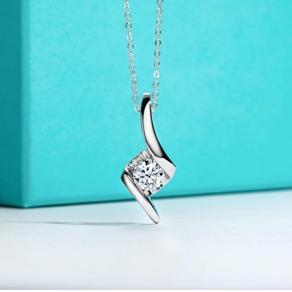 Certified 18k White Gold Pendant Necklace 1CT Moissanite Diamond S925 Elegant